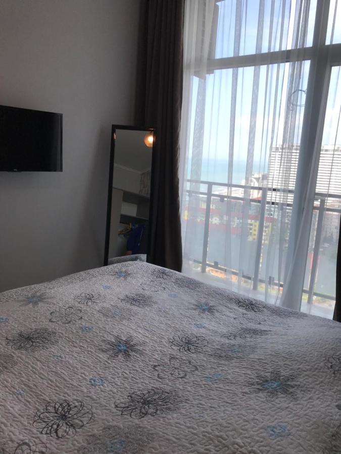 Nbg Towers 2 Appartaments Batumi Ngoại thất bức ảnh