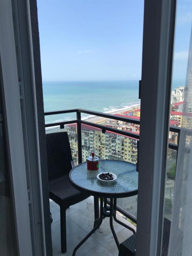 Nbg Towers 2 Appartaments Batumi Ngoại thất bức ảnh