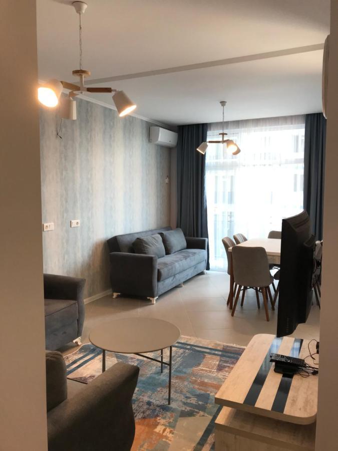 Nbg Towers 2 Appartaments Batumi Ngoại thất bức ảnh